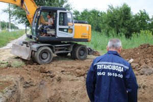 Из-за ремонта водовода отдельные районы города Брянка и Стаханов останутся без воды